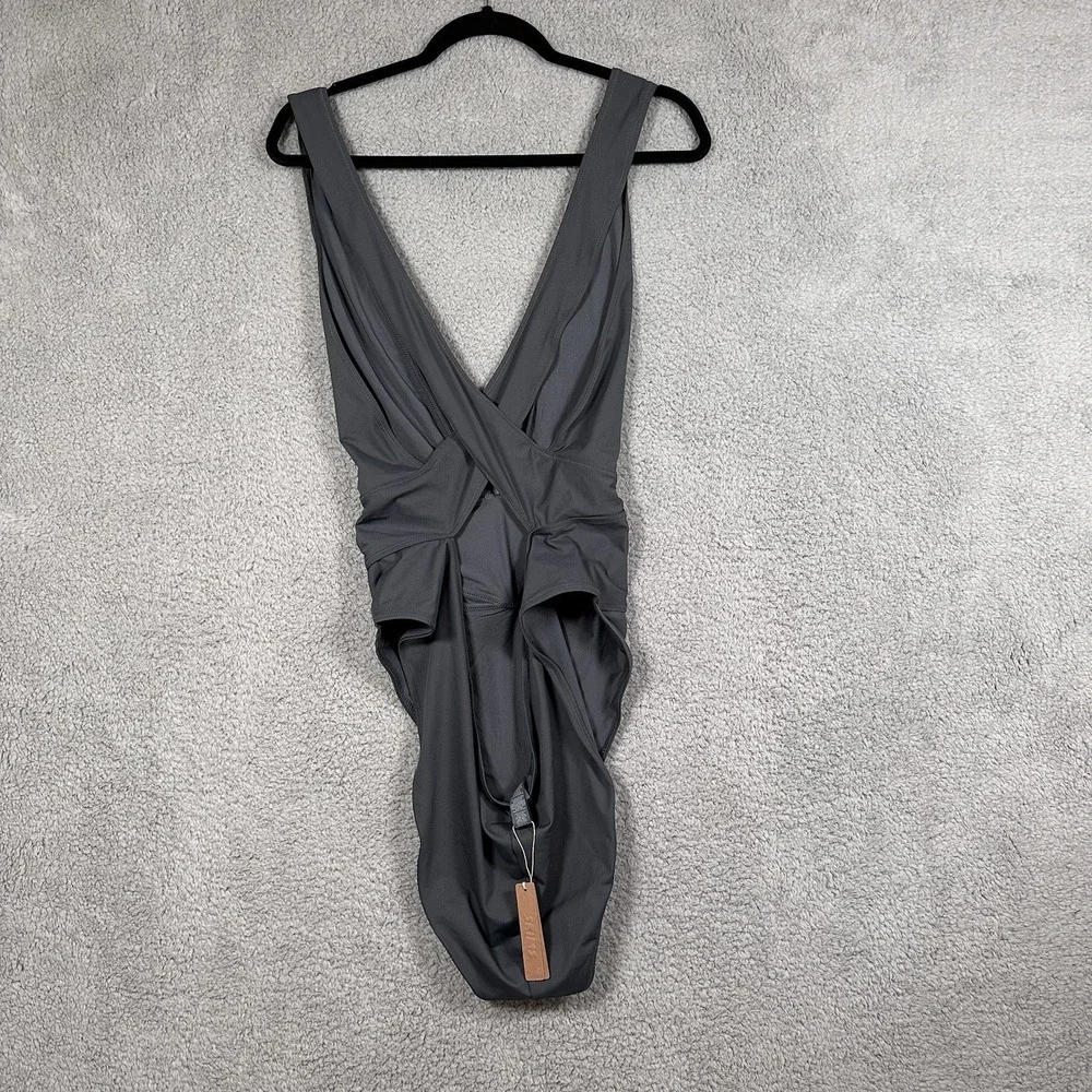 Skims NWT Recycled Swim Cut Out Plunge Monokini Swimsuit Size 4X Color Gunmetal